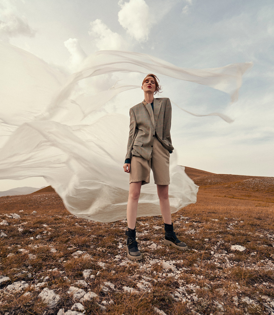 LORIBLUSHOP instagram