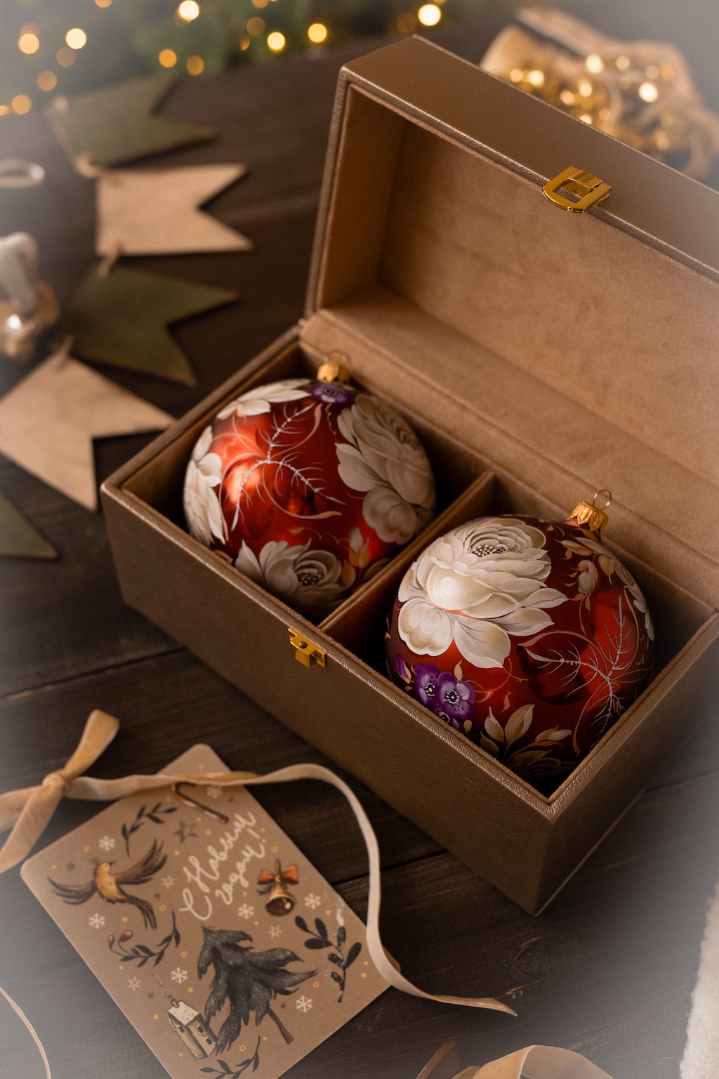 Наборы в кожаных футлярах