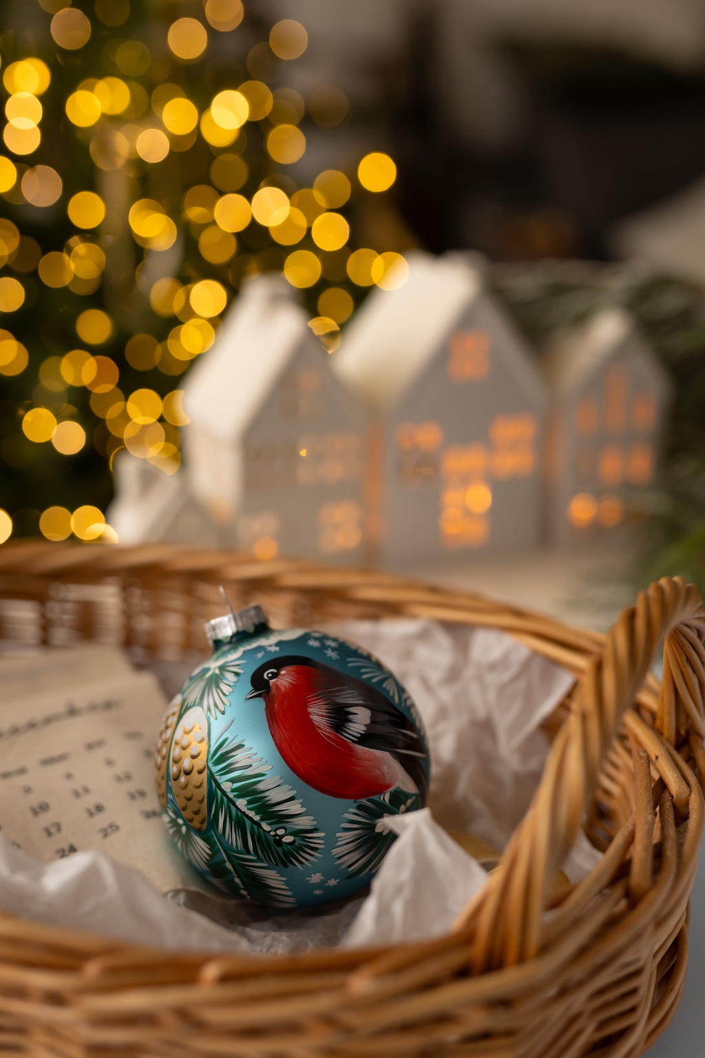 Шар с птицей