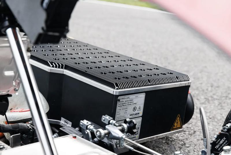 Радиатор системы охлаждения электрокарта Rotax E20