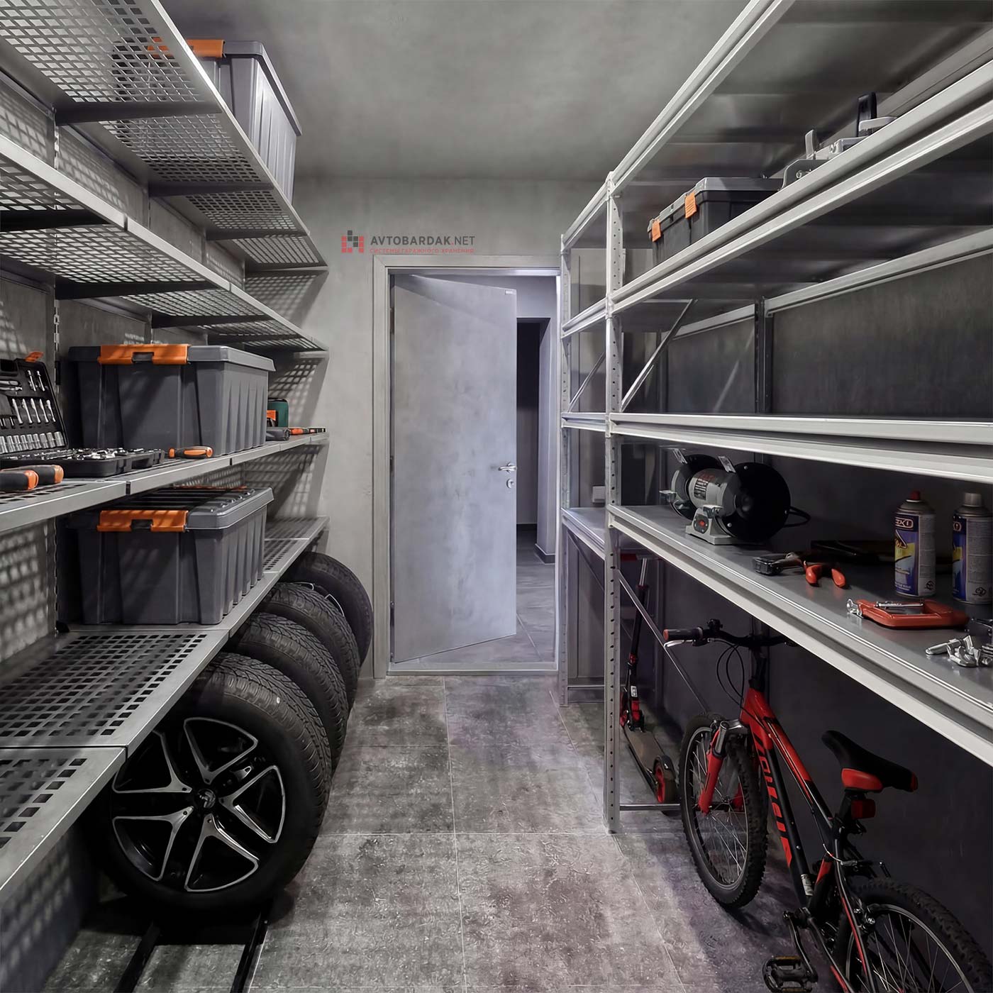 Сборные стеллажи для кладовки