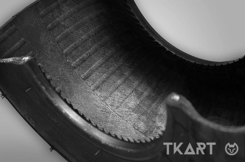 Сечение шины &mdash; область протектора и внутренний лайнер