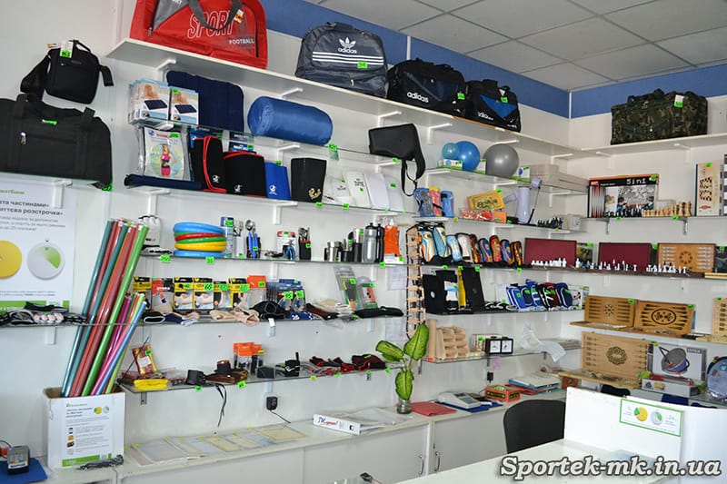 Разные спортивные товары в магазине "Дом Спорта" в Николаеве