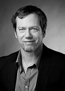 Robert_Greene_B&W.jpg