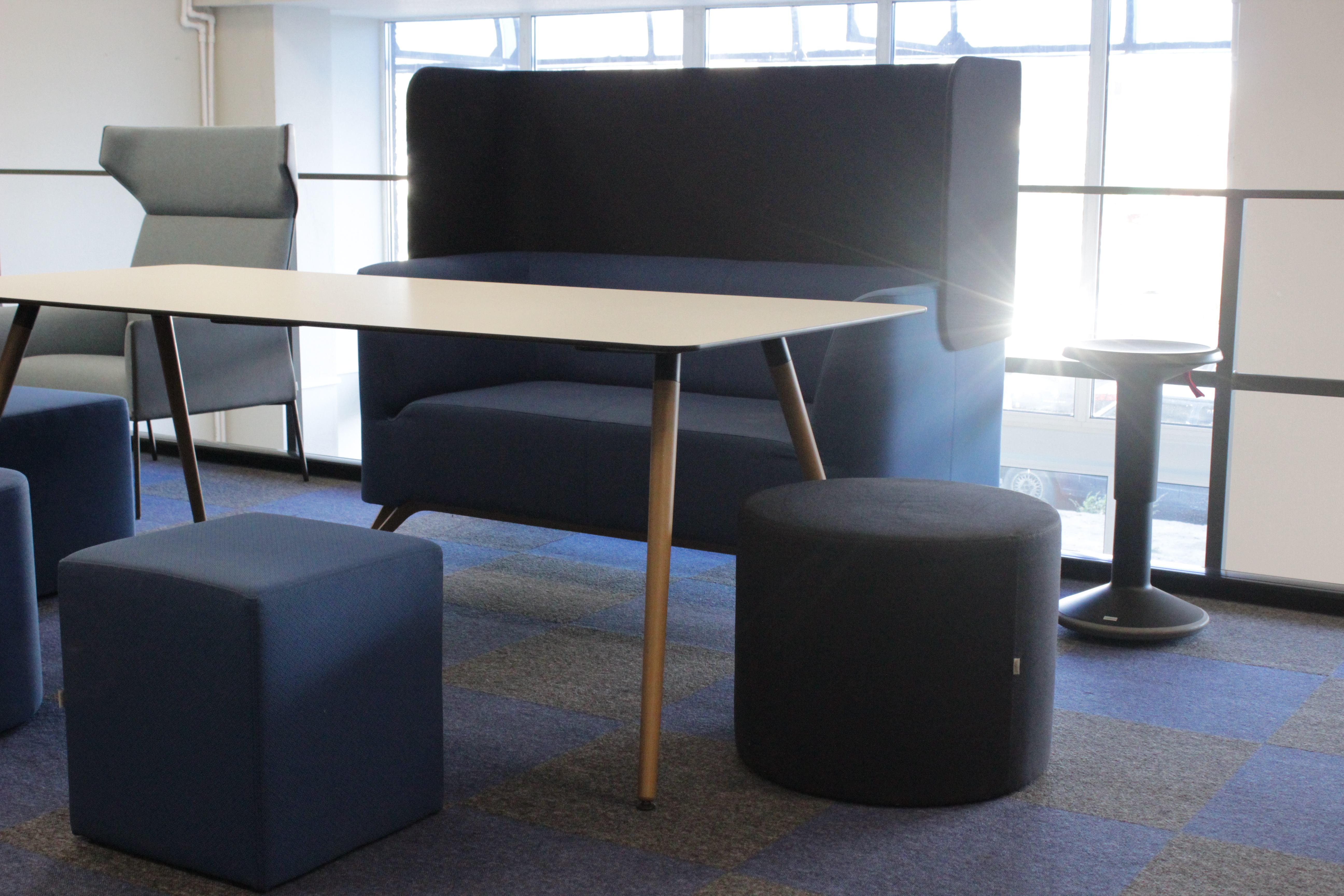 Аренда мебели для бизнеса в России: Аренда мебели для бизнеса в России: