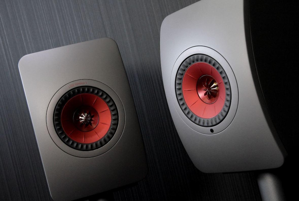 Полочная акустика KEF LS50 Wireless II