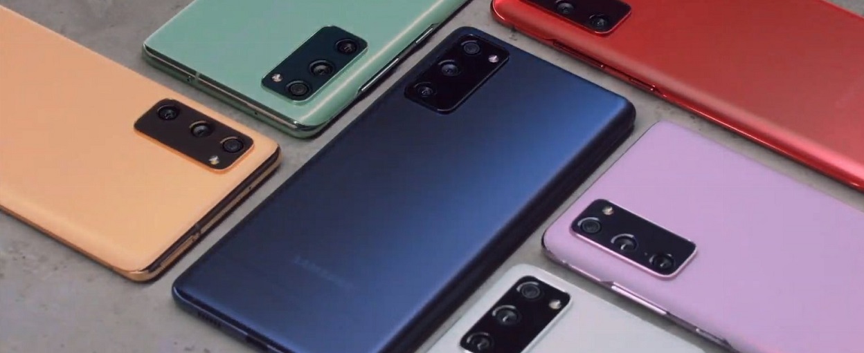 смартфон с экраном 6,5 дюйма 120 Гц и тройной камерой смартфон с экраном 6,5 дюйма 120 Гц и тройной камерой