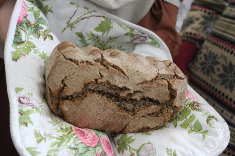 В пекарне хлеб всегда красивый: 5 причин треснутой корочки домашнего хлеба