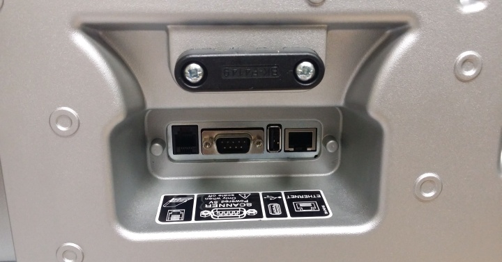 Набор популярных интерфейсов в торговых весах: Ethernet, RS232, USB