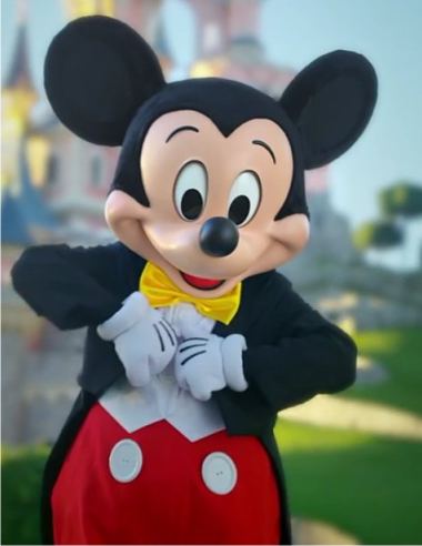 Большой Mickey Mouse в Диснейленде