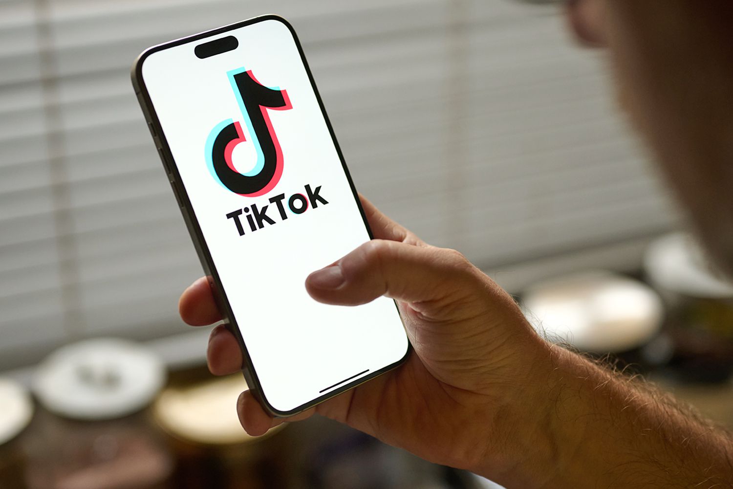 как скачать новый tiktok на iphone через компьютер