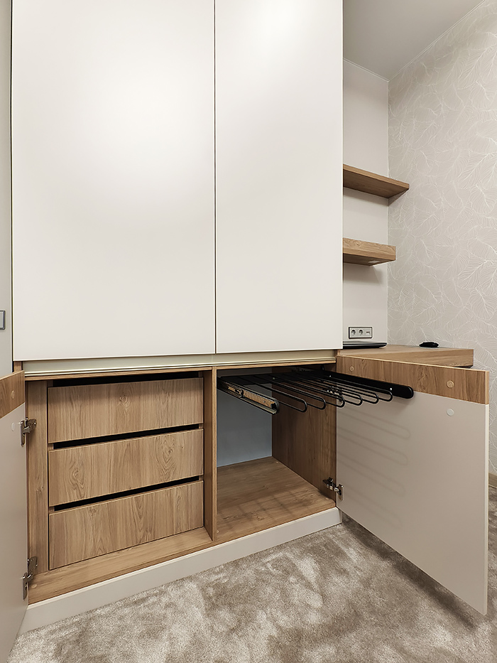 2025-11-30 12-30-44 2025-11-30 12-30-44.jpg