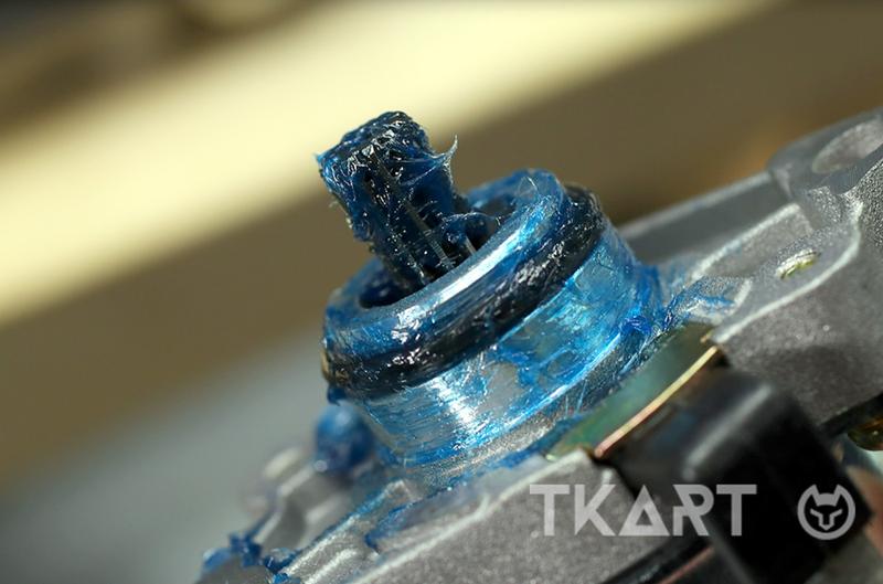 Установка стартера с тефлоновой смазкой на уплотнительное кольцо