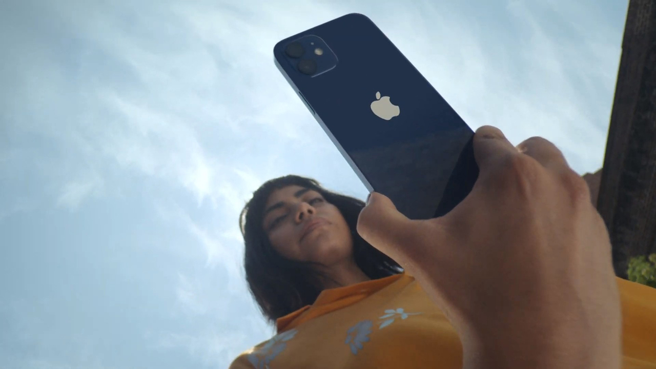 Apple iPhone 12 Mini - Обзор производительности процессора, характеристик  камеры и экрана, цветов и дизайна.