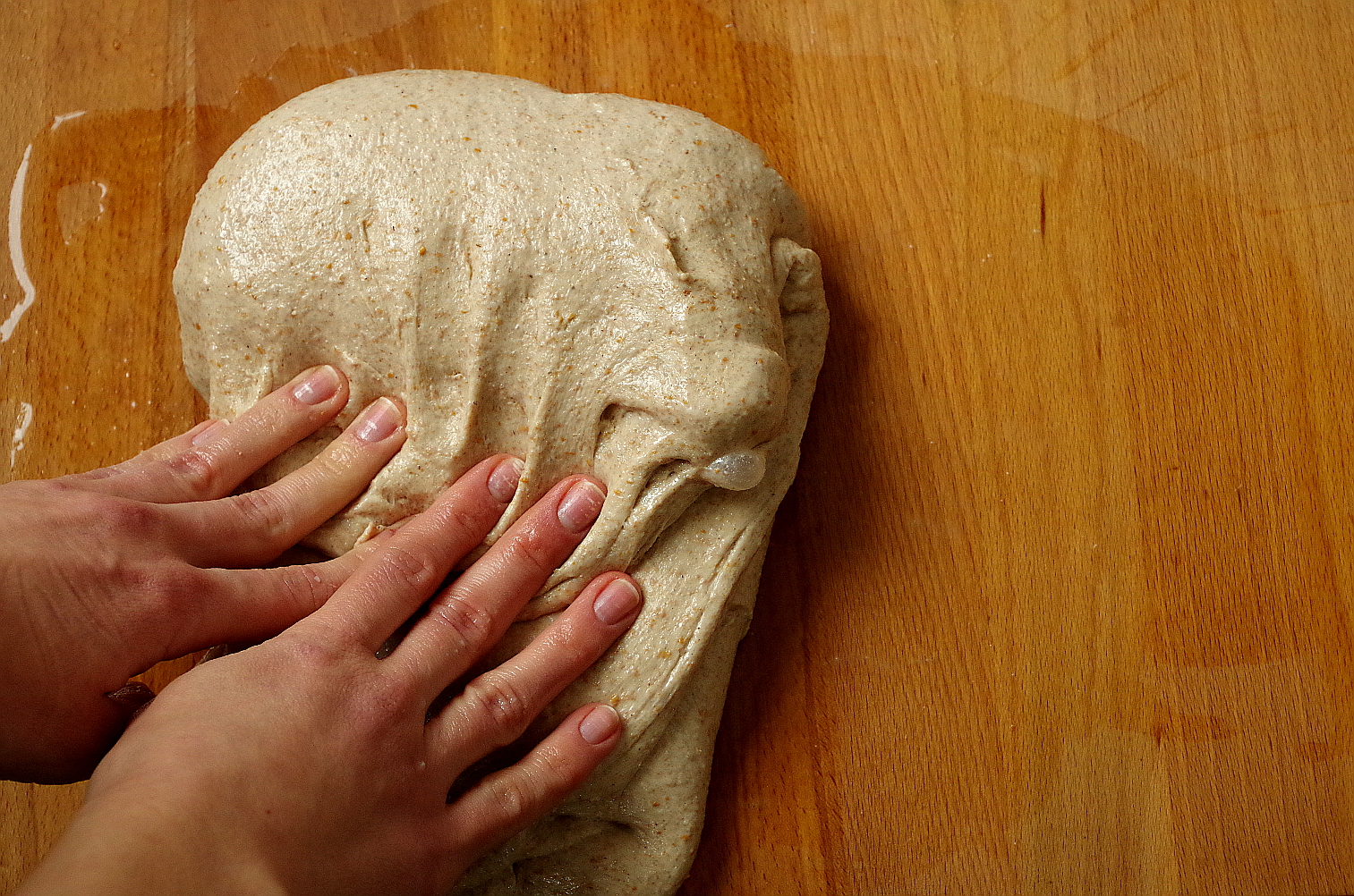 складывание теста конвертом в процессе брожения