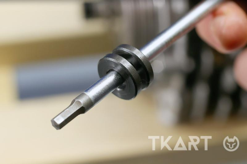 Установка медных прокладок и затяжка головки цилиндра мотора TM Mini 60cc