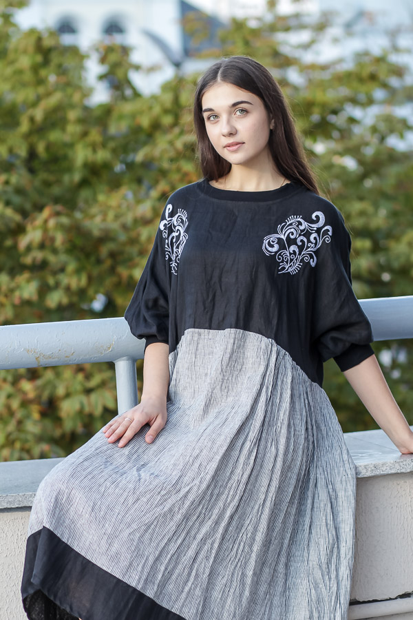 Настенька. Платье комбинированное с вышивкой PL-422570 Настенька. Платье комбинированное с вышивкой PL-422570