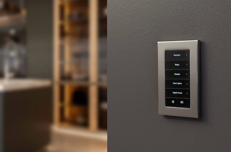 Control4: панели LUX