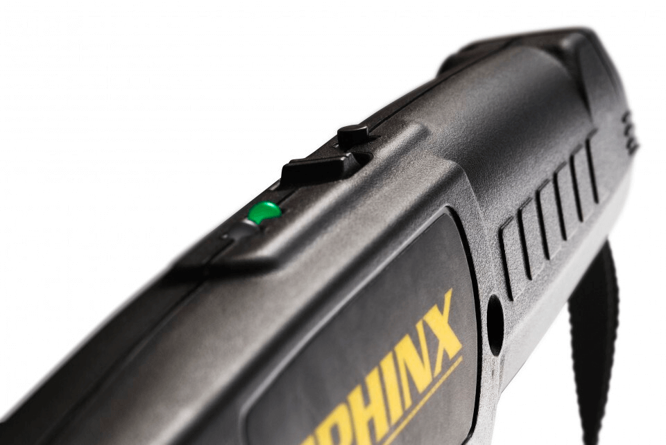 Кнопки настройки ручного металлодетектора Сфинкс