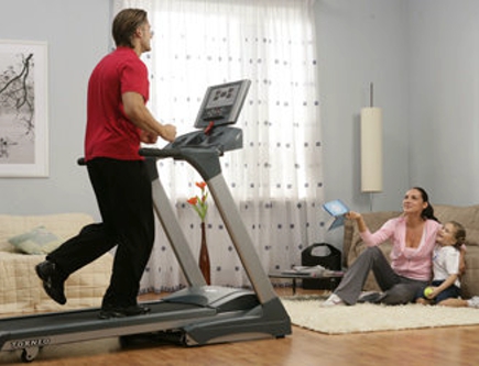 a) Картинка с текстом