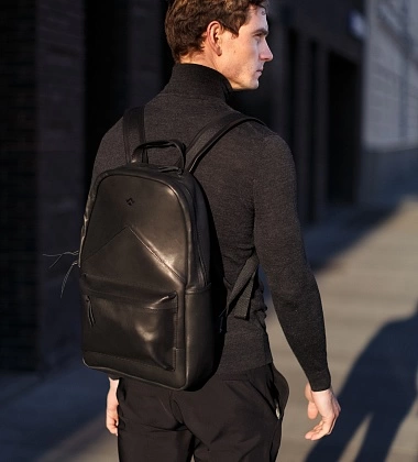 мужской рюкзак из натуральной кожи