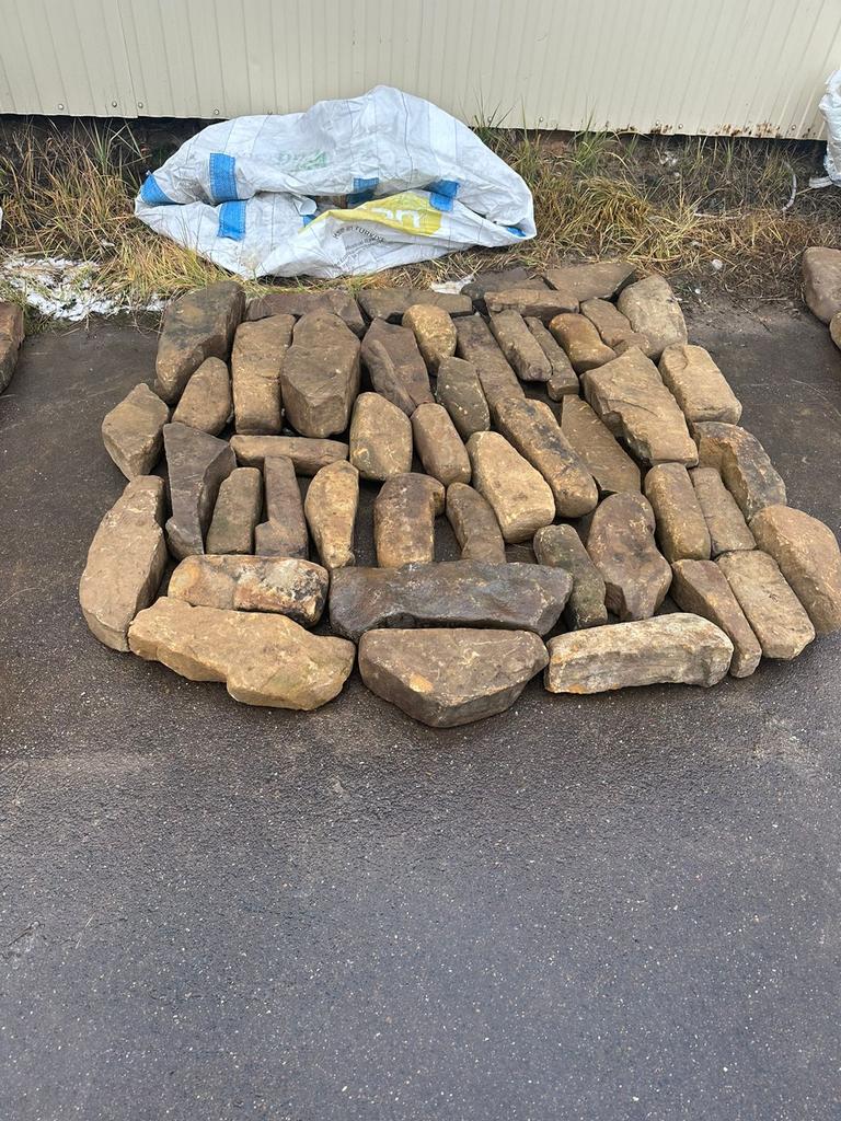 227 Булыжник бордюрный Жёлтый, 200-500х80-100х80-120 мм