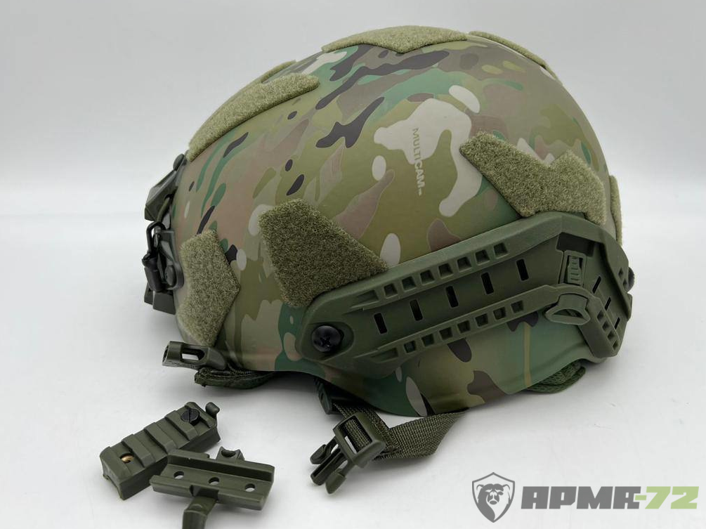 в комплект входит шлем