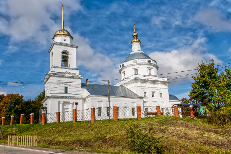 Воскресенский храм села Белая Колпь