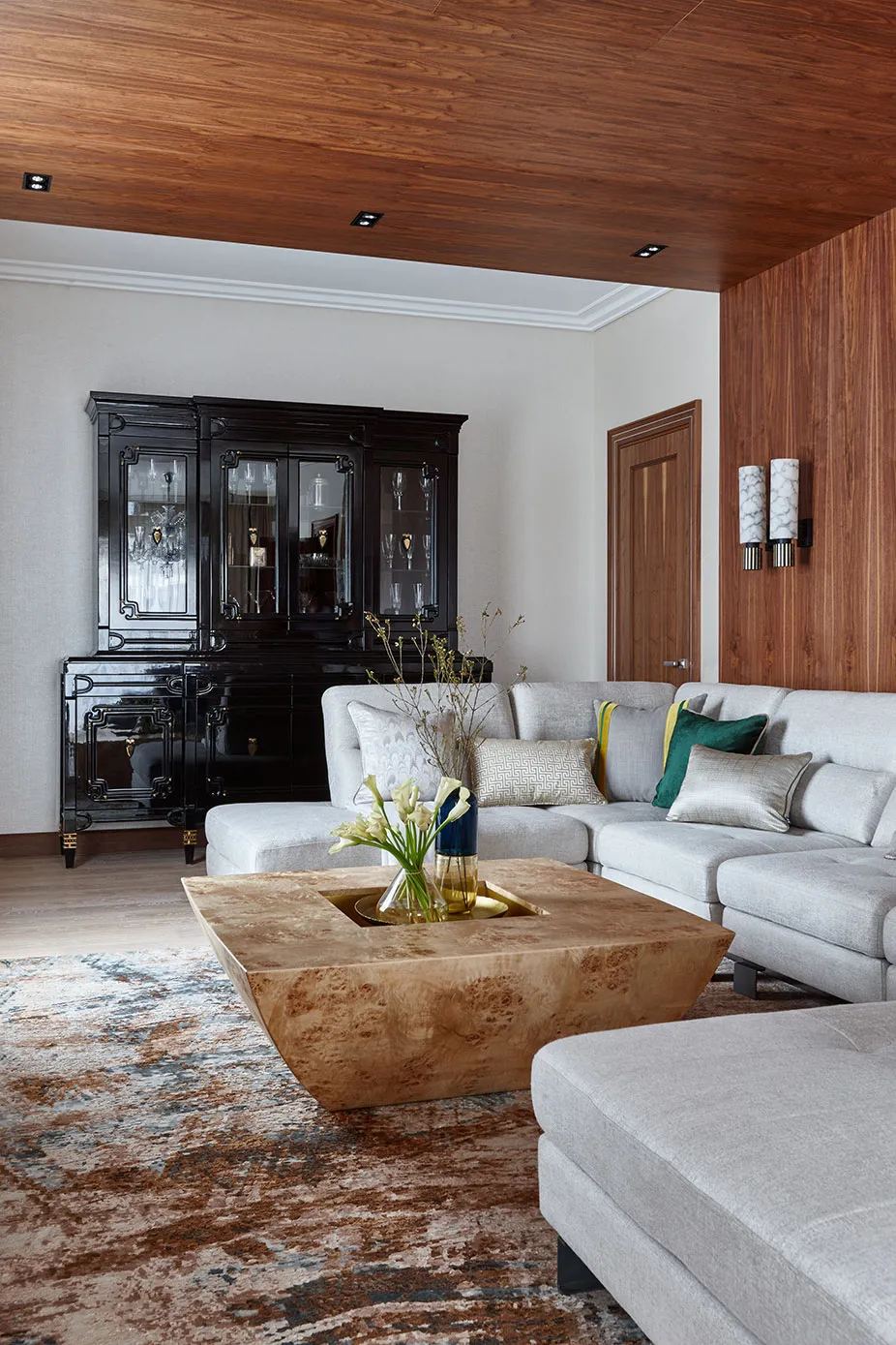 kak-podobrat-tsvet-kovra-1_1687338875985-1687338880495 копия kak-podobrat-tsvet-kovra-1_1687338875985-1687338880495 копия.webp