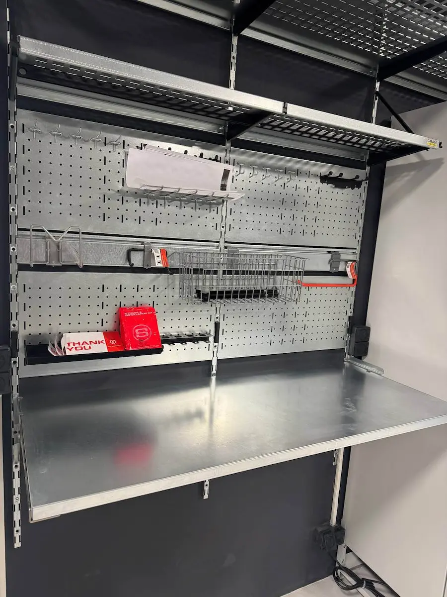 Гараж 37 м² в Минске — система хранения IF после установки (фото 2)