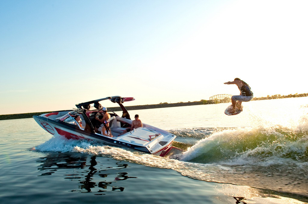 wake-surf.jpg