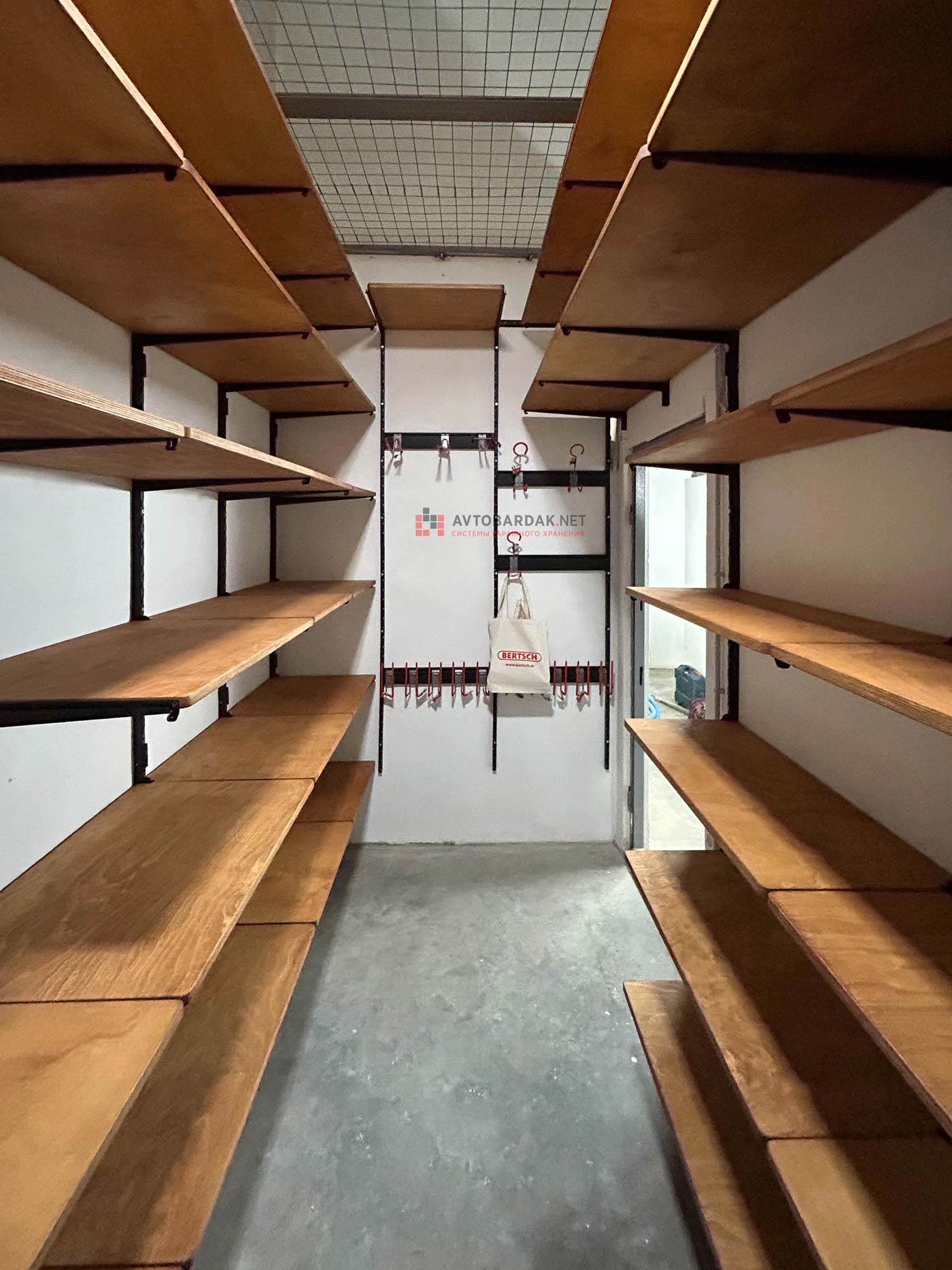 Системы хранения в кладовку