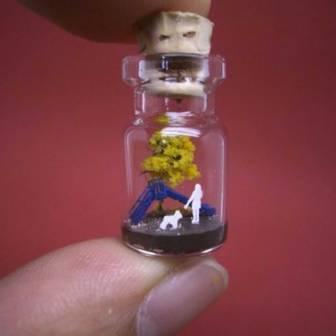 Крошечный мир в бутылке («Tiny World In A Bottle») Акинобо Изуми (Akinobu Izumi)