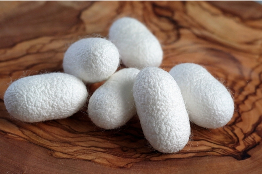 Шёлк.jpg Шёлк.jpg