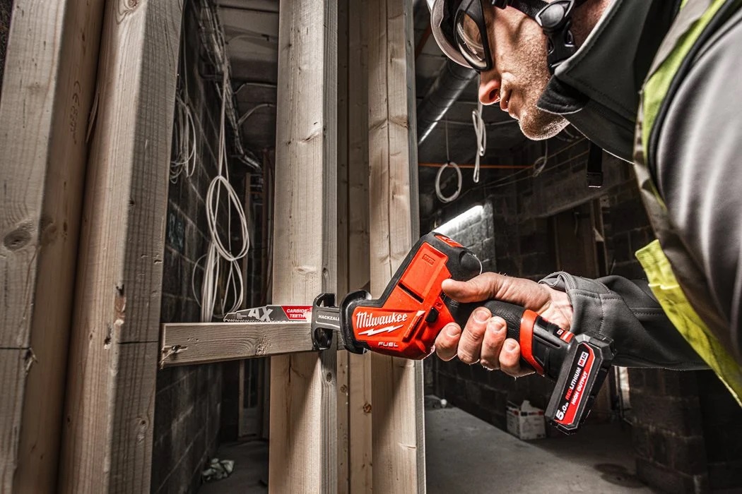 АККУМУЛЯТОР MILWAUKEE M12 