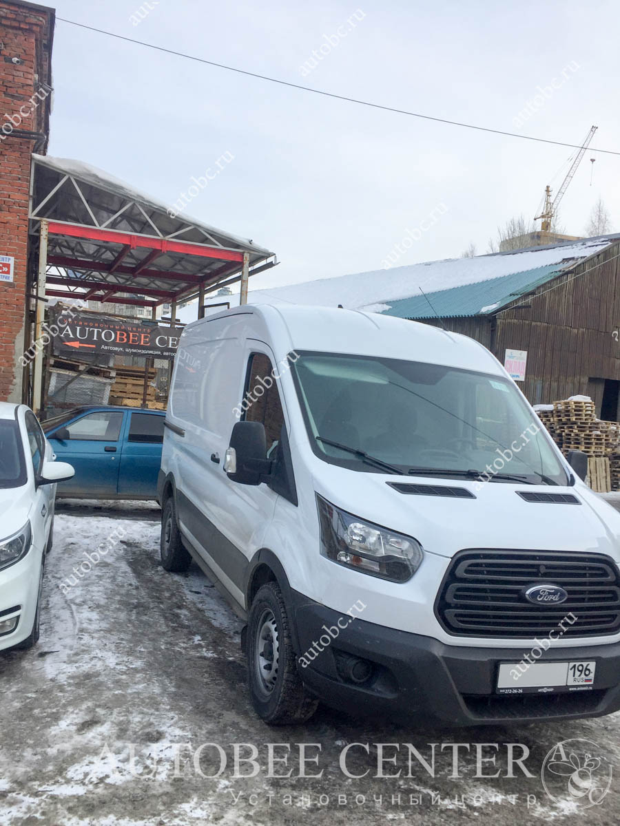 Ford. Камера заднего вида.