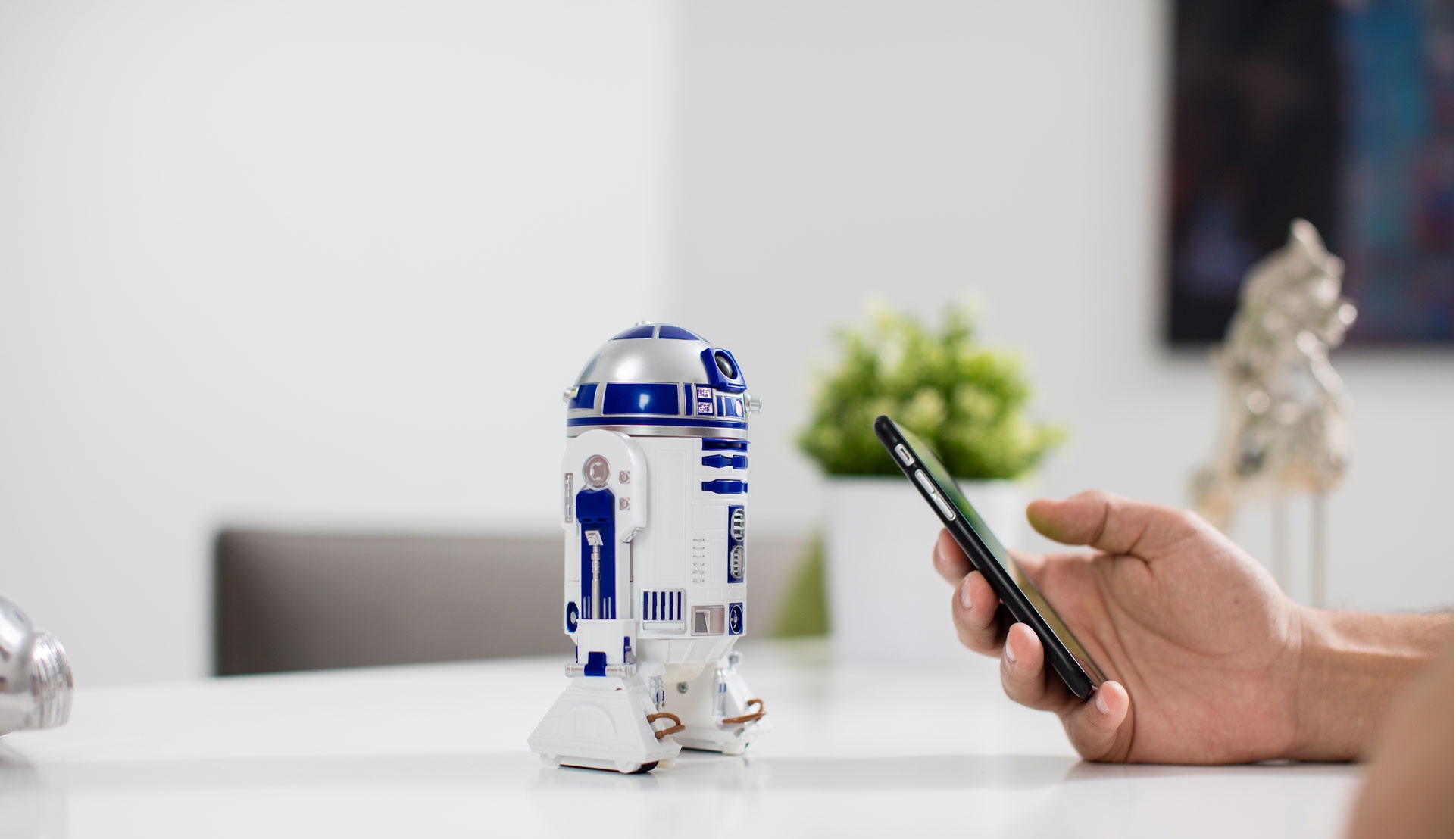 Робот-дроид Sphero Star Wars R2-D2