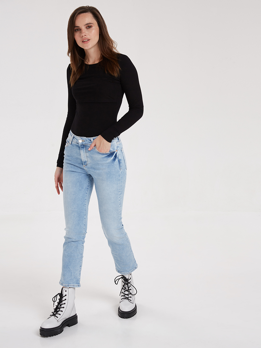 С чем носить джинсы: фото, лучшие идеи, что надеть / Школа Шопинга