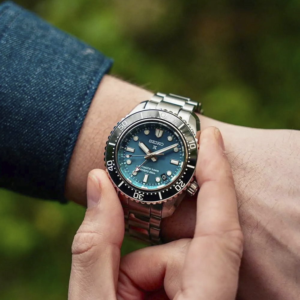 Seiko SPB475J1 &mdash; U.S. Limited Edition 500 шт. с градиентным синим циферблатом