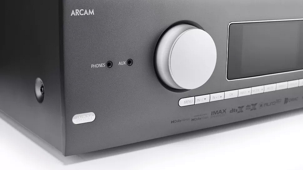 АВ ресивер Arcam AVR31