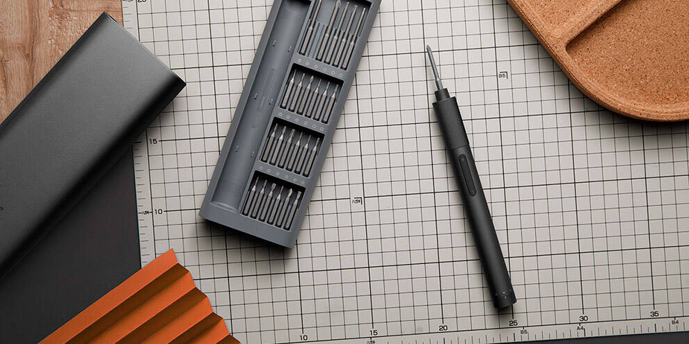 Аккумуляторная отвертка Xiaomi Mijia Electric Screwdriver 24 in 1 (MJDDLSD003QW)-описание-3.jpg