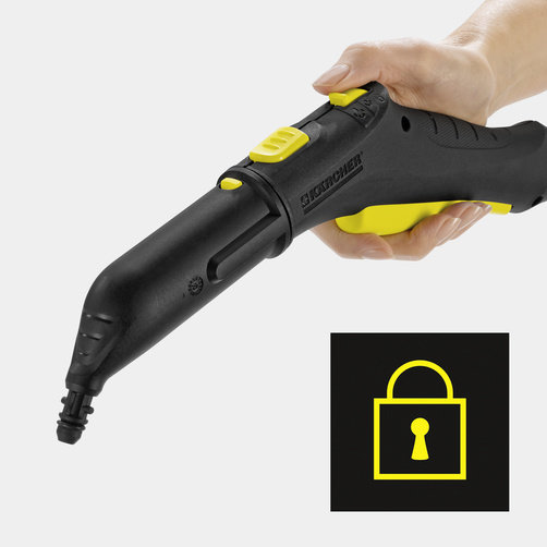 Пистолет Karcher в человеческой руке