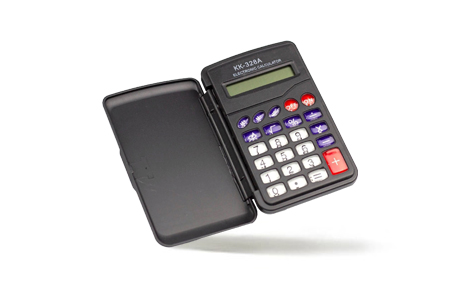 Карманный калькулятор с крышкой