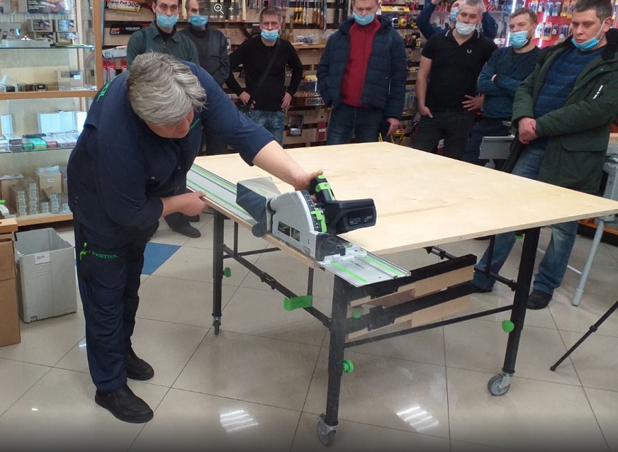 Раскроечный стол - верстак на колесах STM 1800 FESTOOL