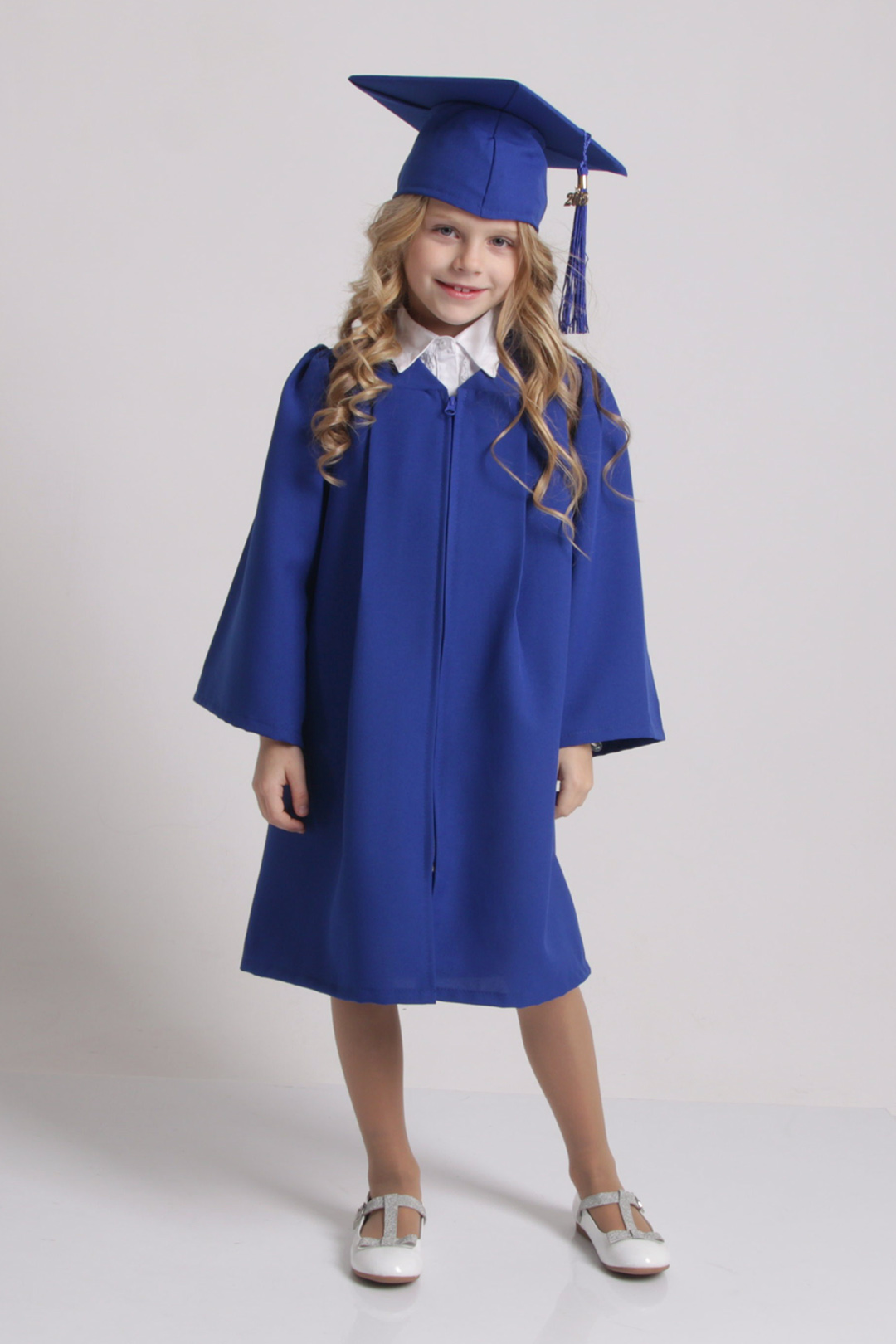 Akid_gown_rblue_main_1.jpg
