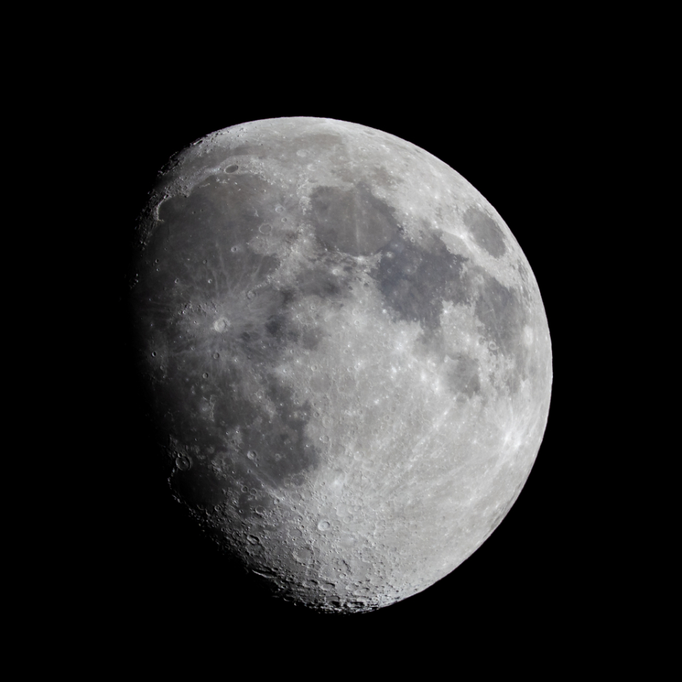 Почему 🌒 Луна всегда повернута одной стороной к Земле