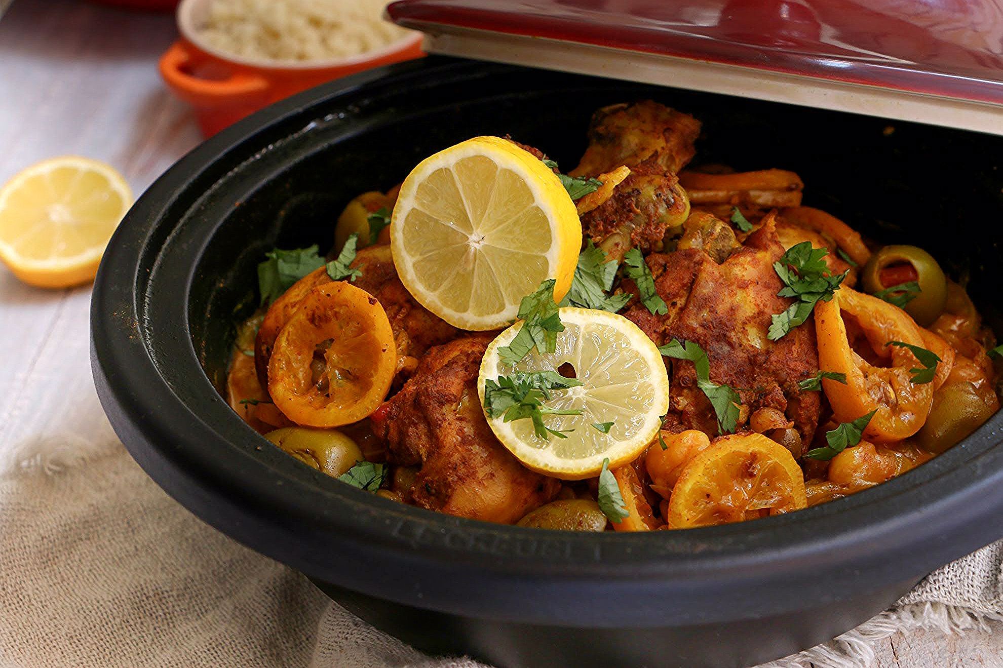 Курица в тажине с лимоном, медом, овощами