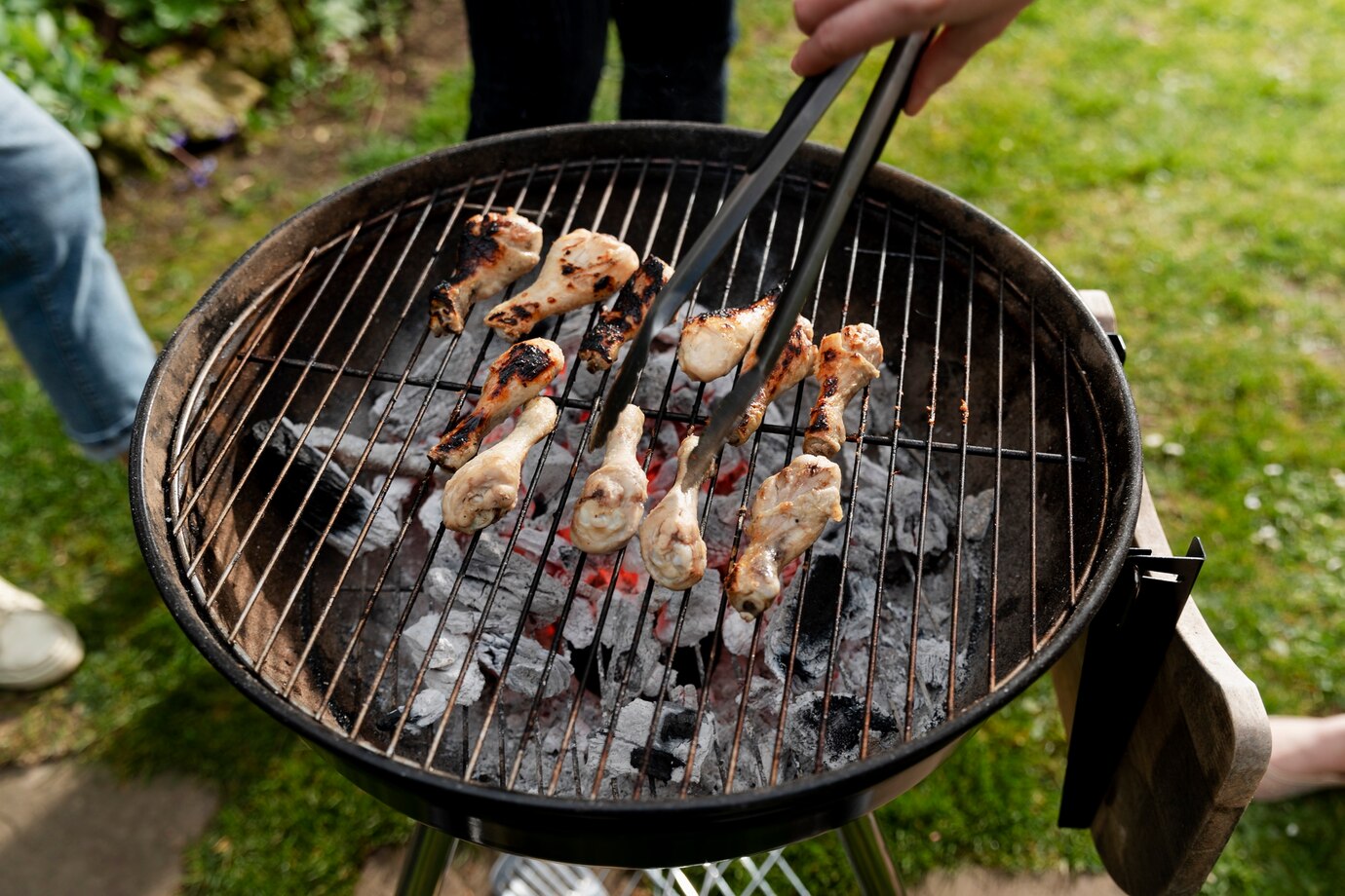 Почему угольный гриль — лучший выбор для жарки и готовки | Start Grill