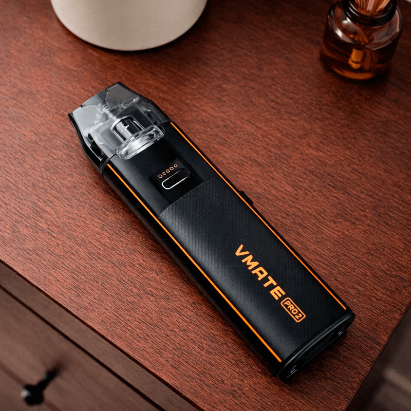 Вупу Вмейт Про 2 лежит на столе