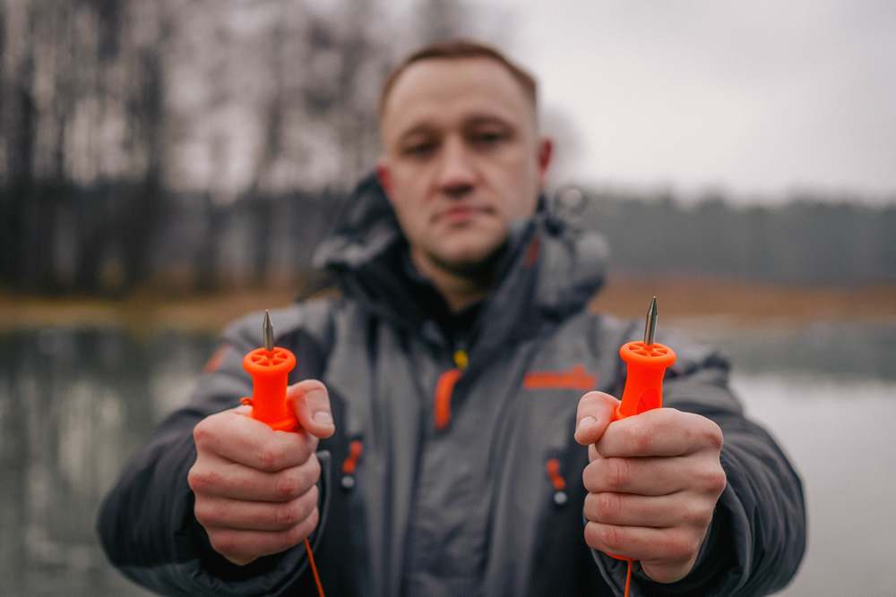 Ловим по отмелям с мормышкой, пока лед не окрепнет. Зимняя рыбалка в начале зимы.